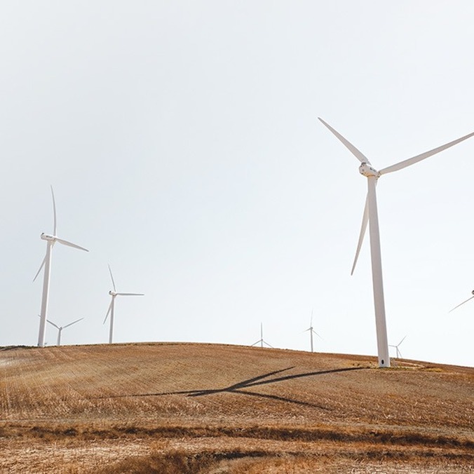 智能微電網(Micro Smart Grid)是将可再生能源發電技術(風力發電、光伏發電生物質能、潮汐能等)、能源